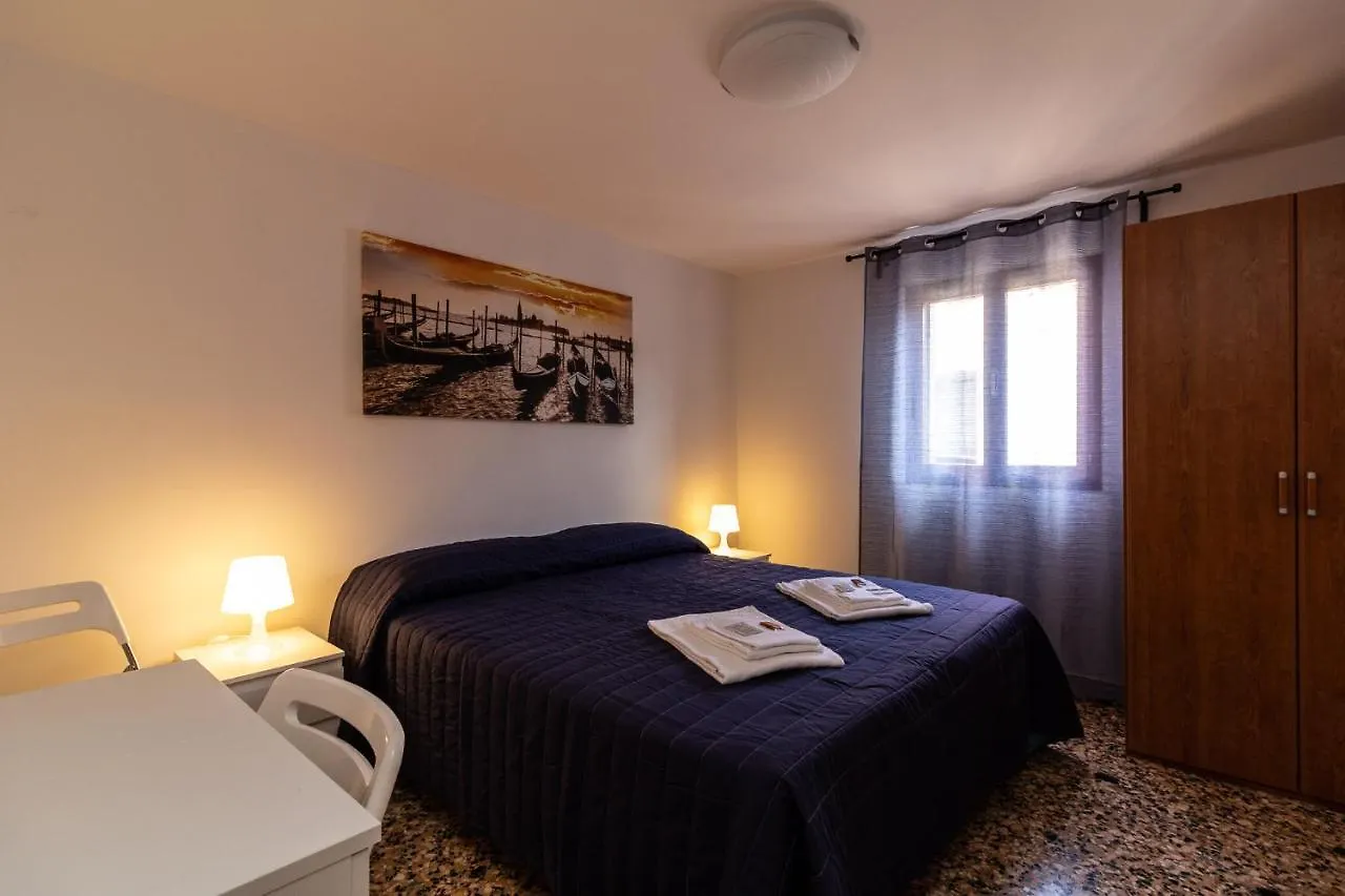 Veneziacentopercento Ole Apartment İtalya